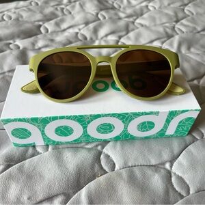EUC goodr sunglasses